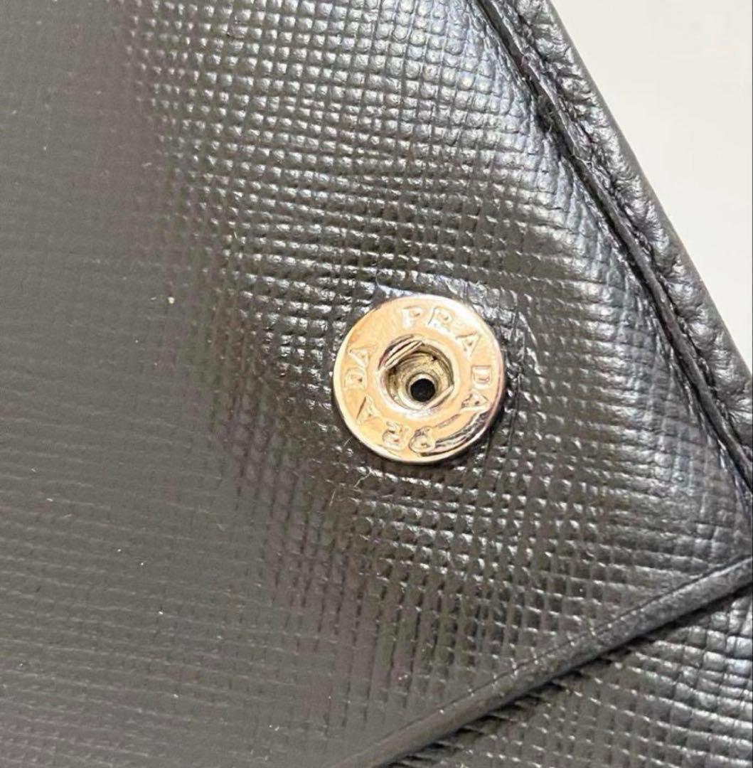 PRADA プラダ　サフィアーノ　レザー 二つ折り財布 ブラック