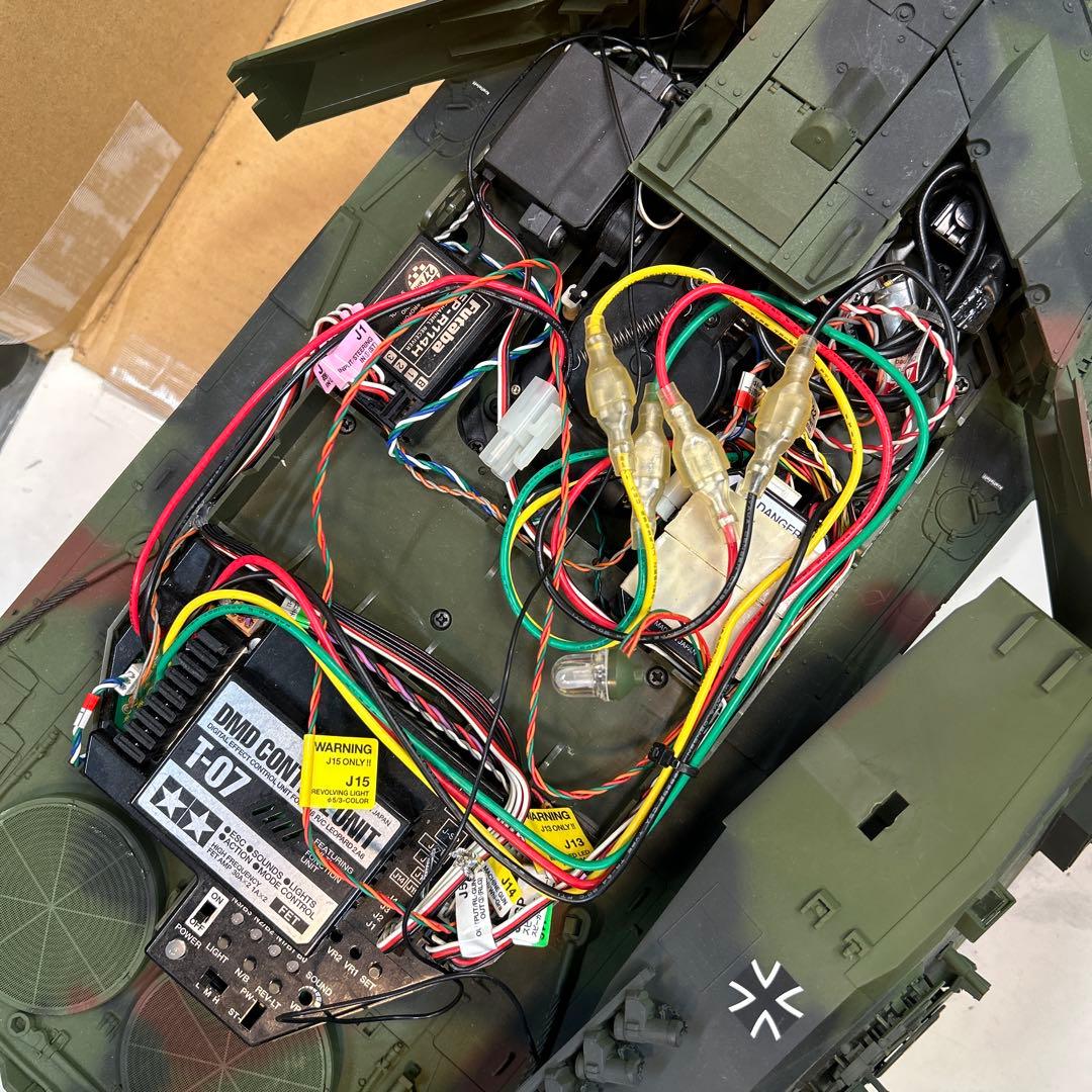 6975 タミヤ 1/16 レオパルト2A6 フルオペレーション ラジコン