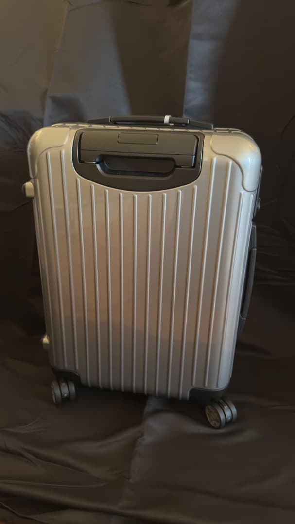 【新品未使用】RIMOWA リモワ Porsche ポルシェPTS 32L 4輪