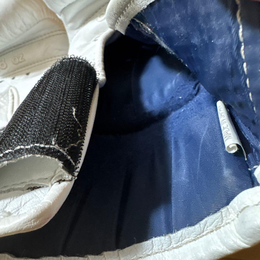 Winning ボクシンググローブ 8オンス プラスお手入れセット