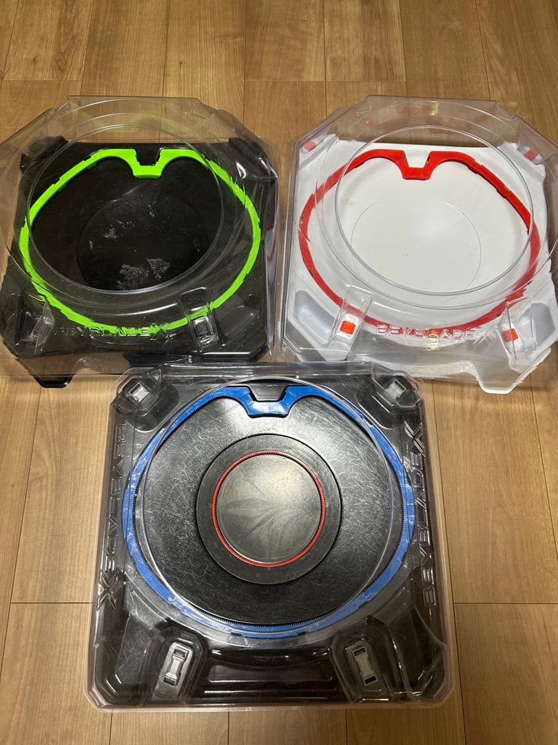 ベイブレードX引退セット　スタジアム　ケース　コレクション　限定　レア　ベイ