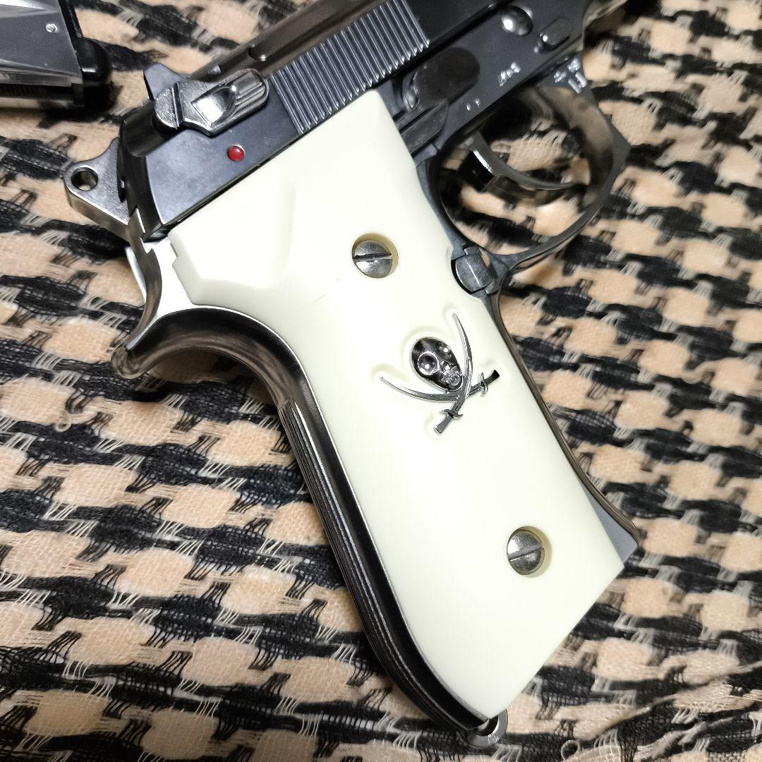 1東京マルイ製　M92F クロームステンレス　ソードカトラスstyle ガスブロ