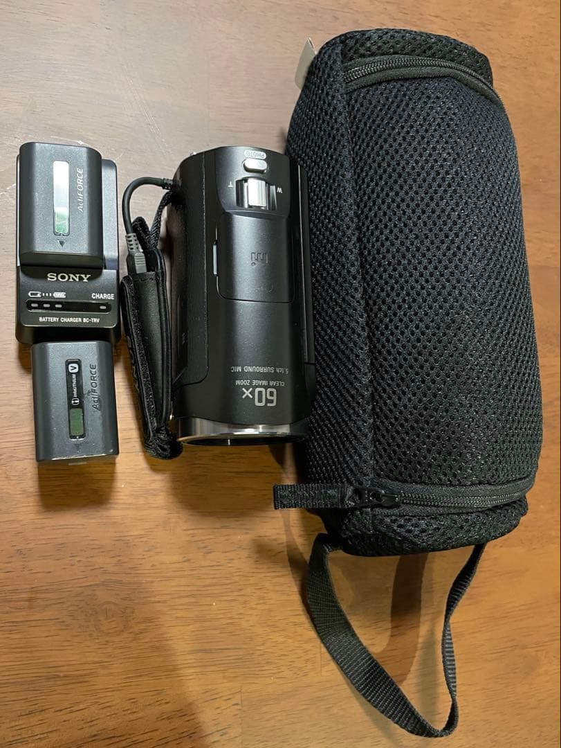 SONY HDカメラ HDR-CX670とバッテリー2個、専用純正ケース
