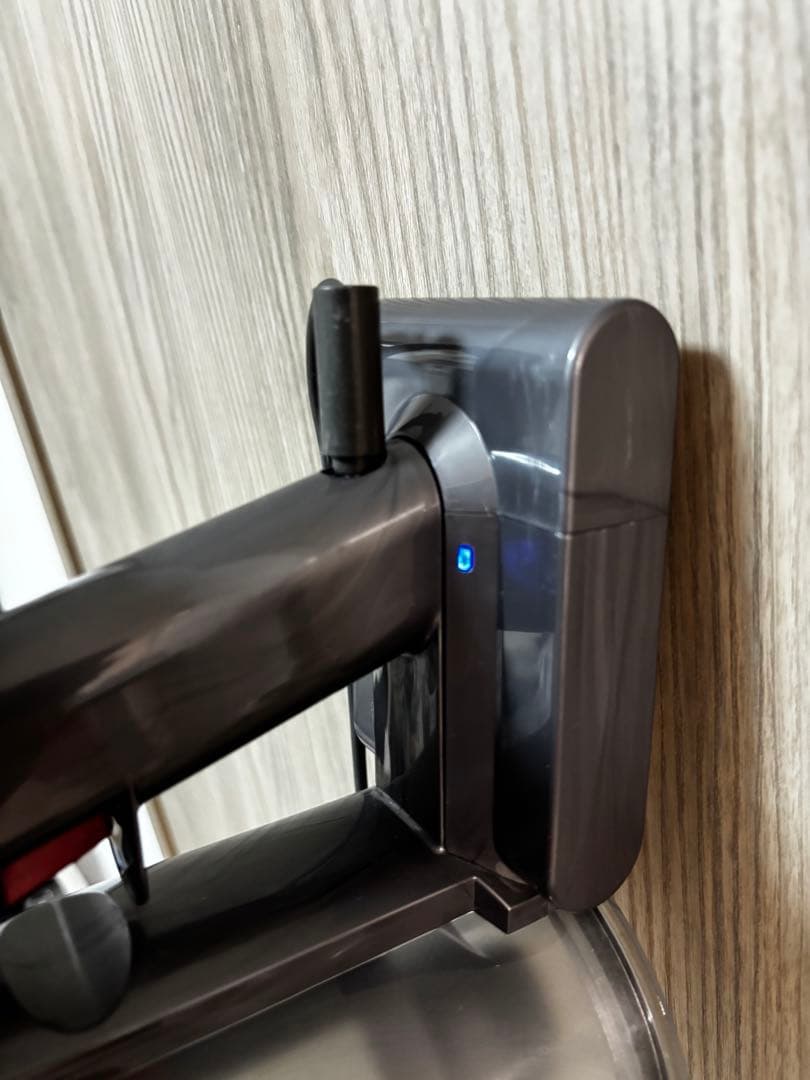 Dyson V7 Fluffy Origin コードレススティッククリーナー／