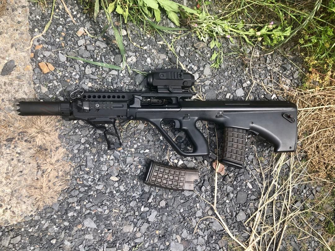 東京マルイ　スタンダード電動ガン　ステアーAUG 外装カスタム　中古