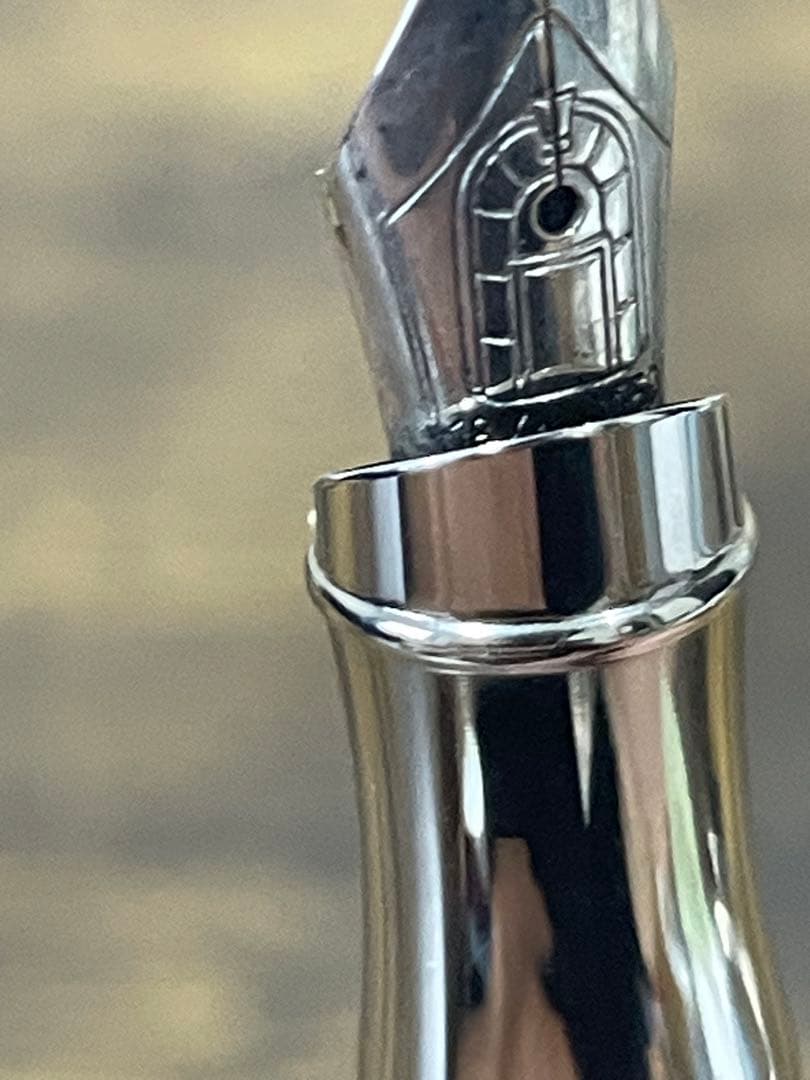 シリアルナンバー　ダイヤモンド　パラジウム仕上げ　ハリーウィンストン　万年筆