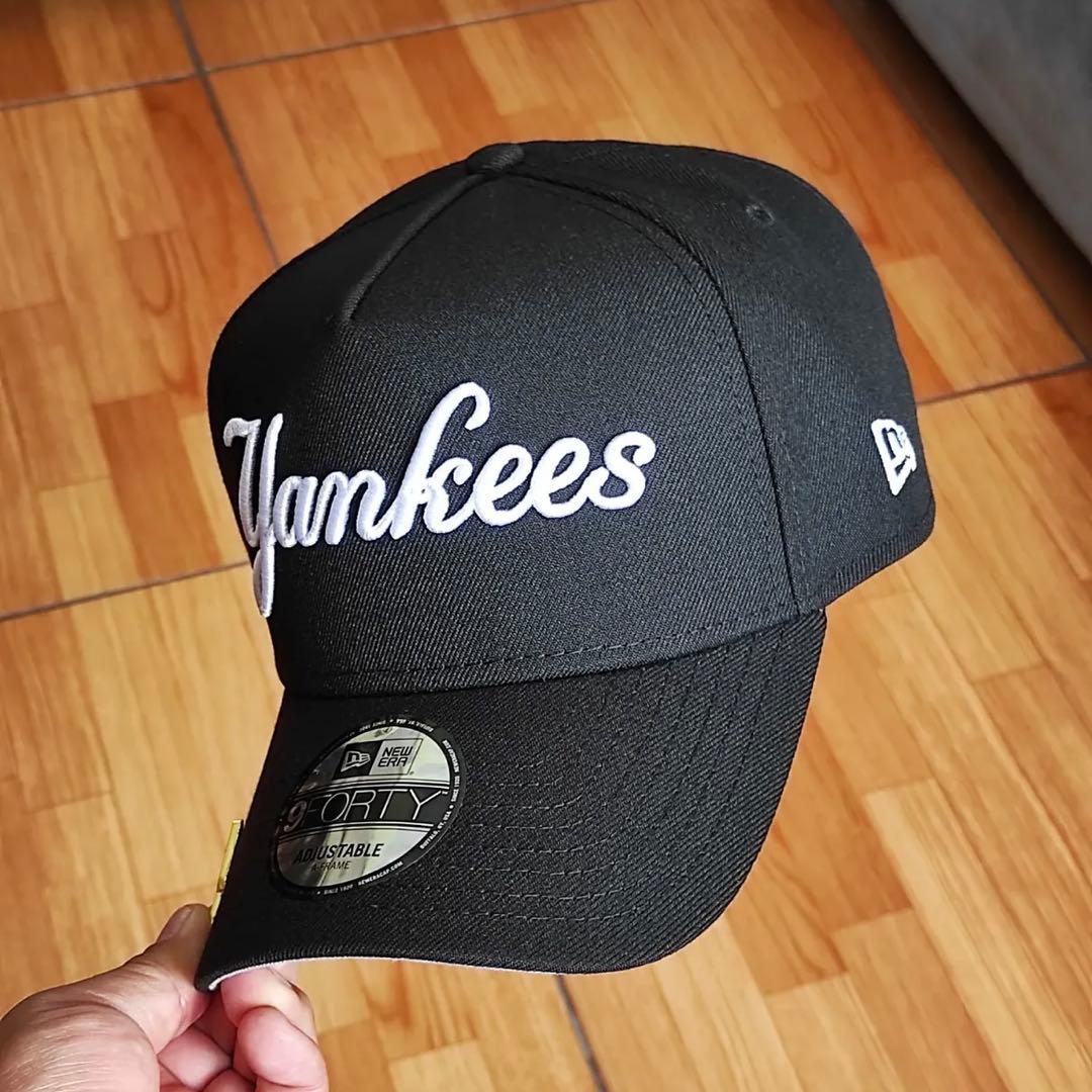 【新品】NEW ERA ヤンキース 9FORTY キャップ スクリプト 黒