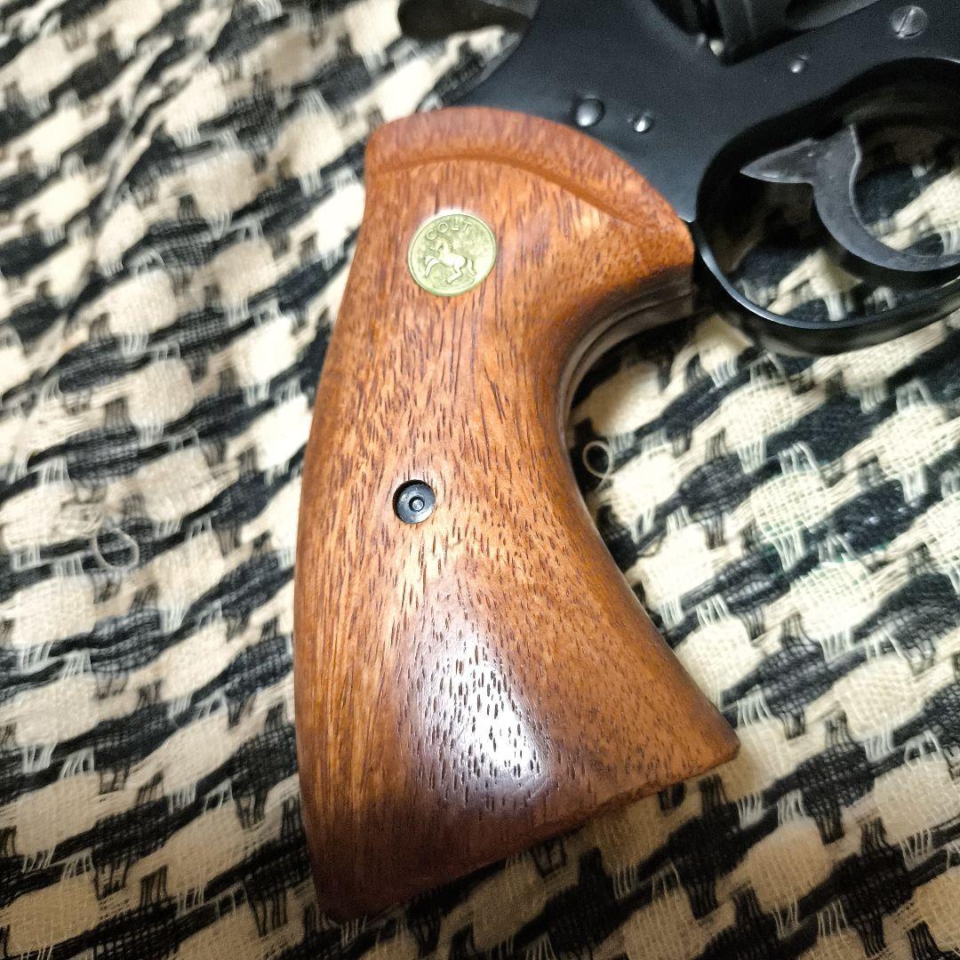 【セール中】1タナカワークス製コルトパイソン　リボルバーマグナム　ウッドグリップ