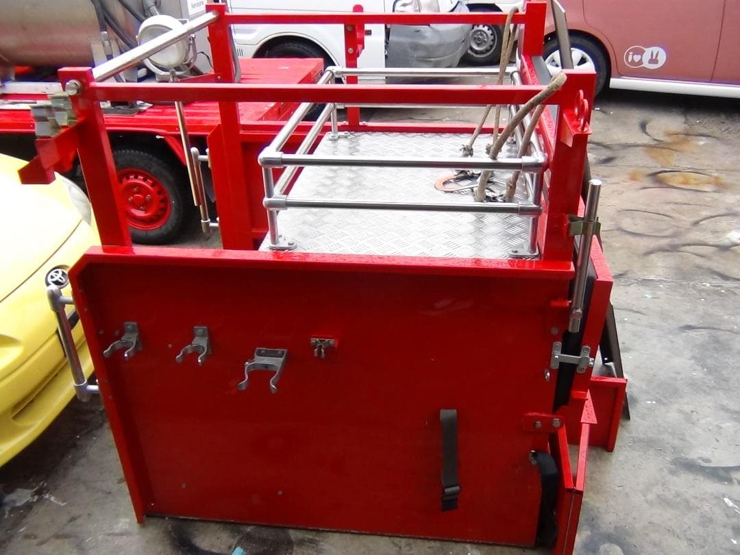 消防車　荷台装置　美品