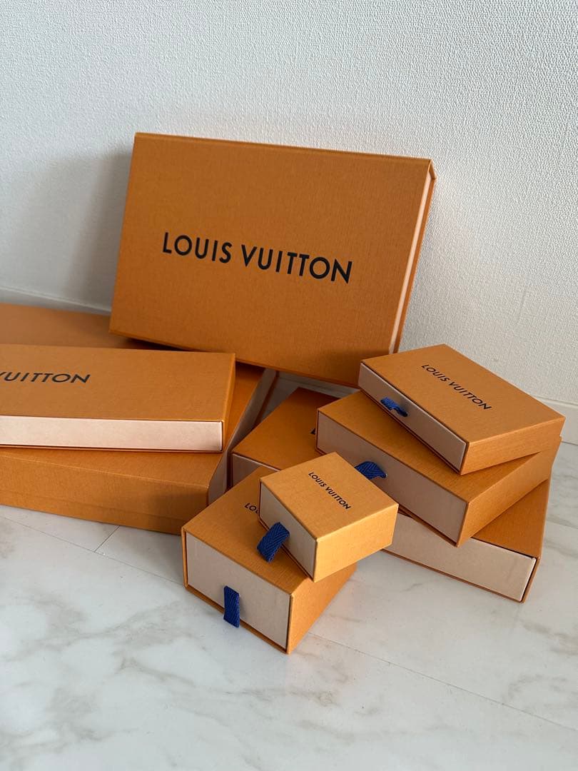 LOUIS VUITTON ルイヴィトン　包装用ボックス