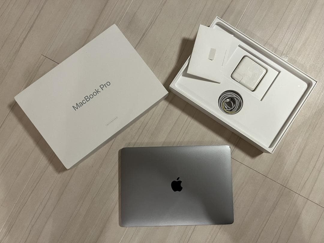 タ*ウ様 MacBook Pro 4台セット: 2016, 2017 13, 1