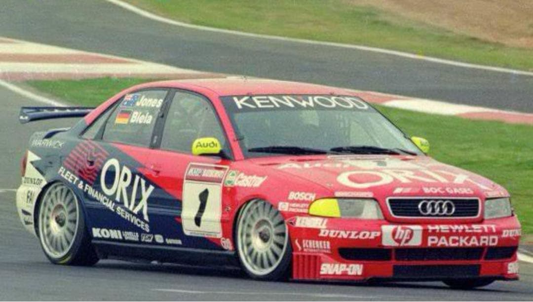 ワンオフカスタム 1/18 UTmodels アウディ A4 クワトロ ASTC