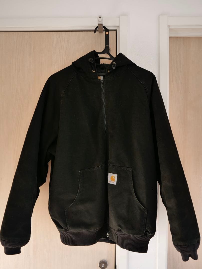 M*.様 Carhartt フード付きブラックジャケット