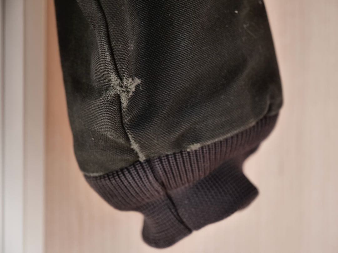 M*.様 Carhartt フード付きブラックジャケット