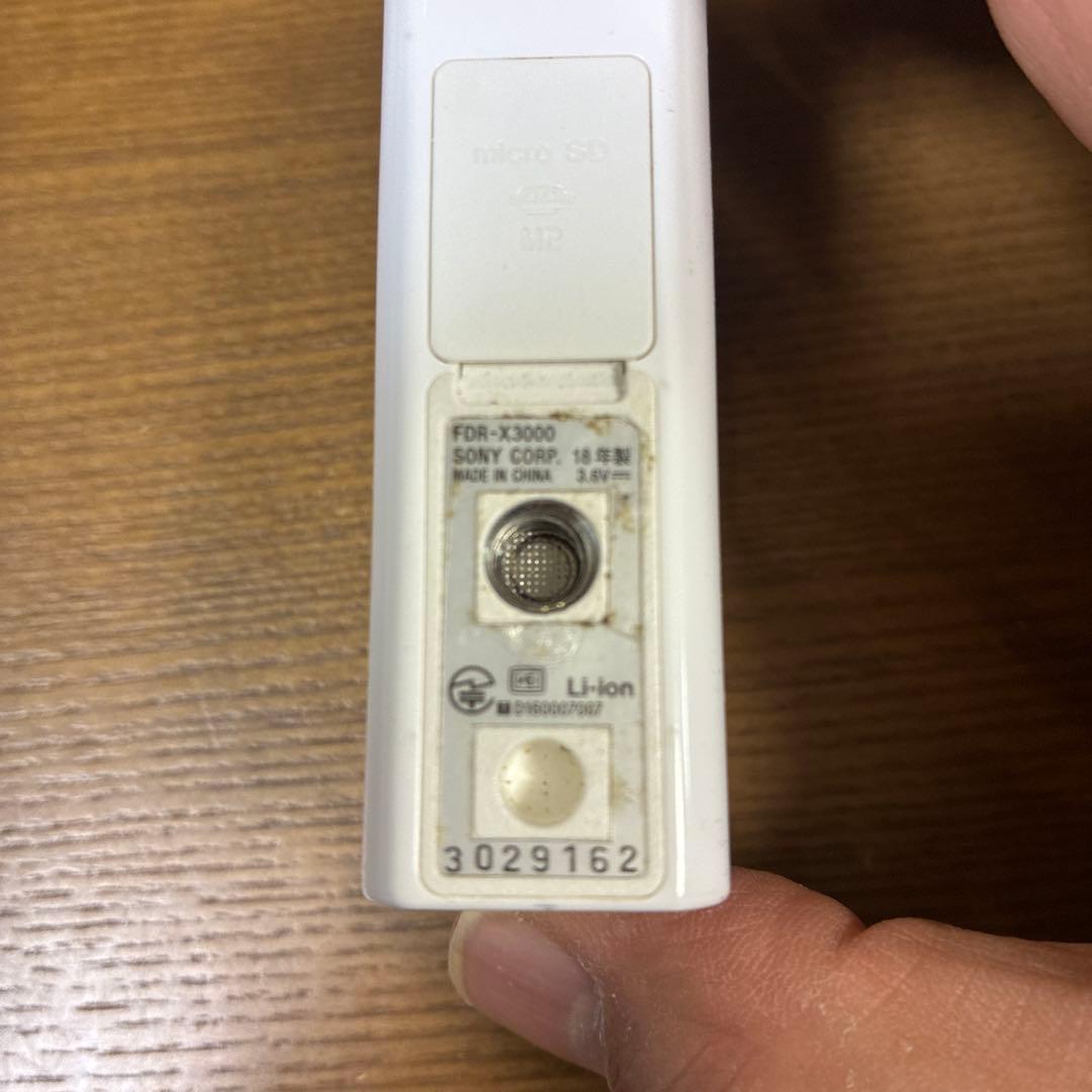 バッテリー11個付きSONY 4Kアクションビデオカメラ2個、他セット