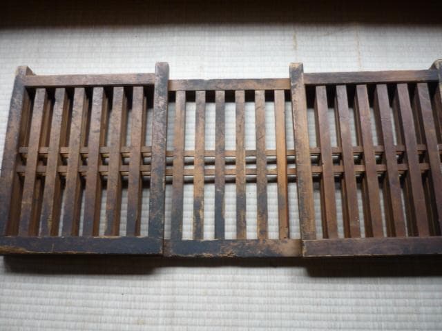 帳場格子　三つ折り　時代もの　木製　商店帳場　仕切り　商店帳場