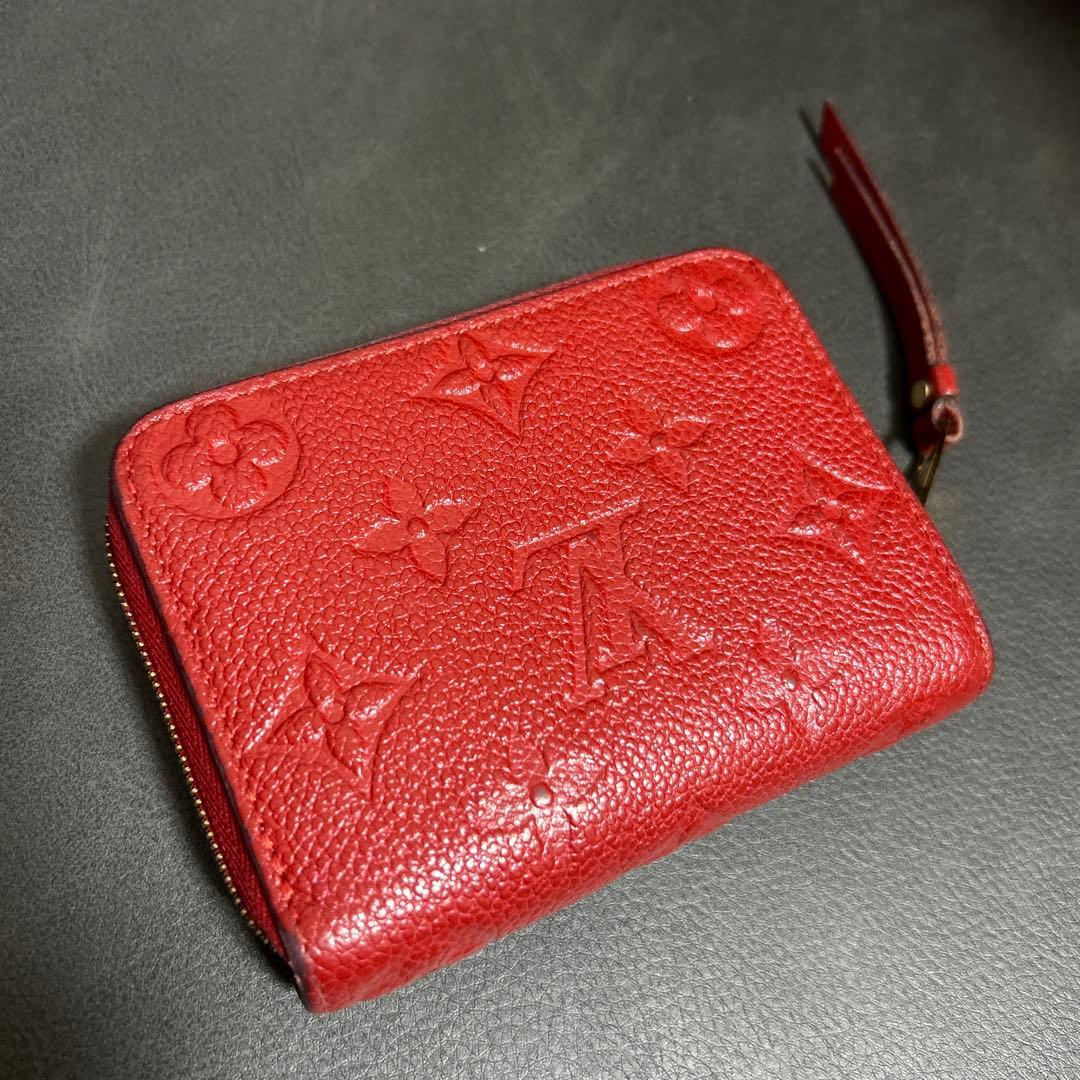 最終値下げ済み ルイヴィトン アンプラント ジッピー パース レッド