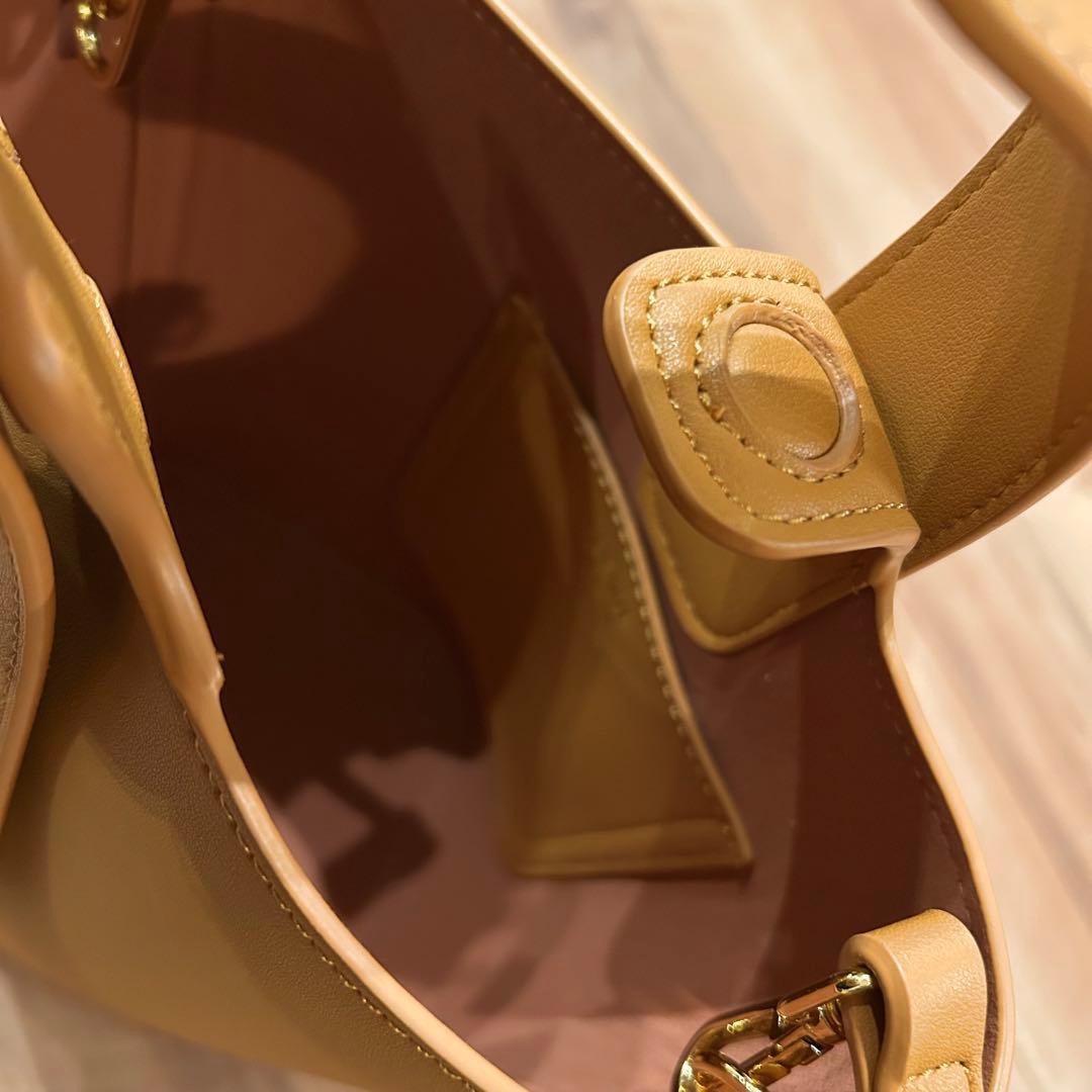 ペブル風　バケットバッグ　バケツバッグ