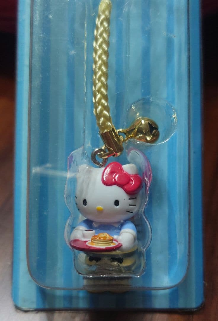 超激レア☆ハローキティ☆デニーズバージョン根付☆2004☆Denny'sコラボ