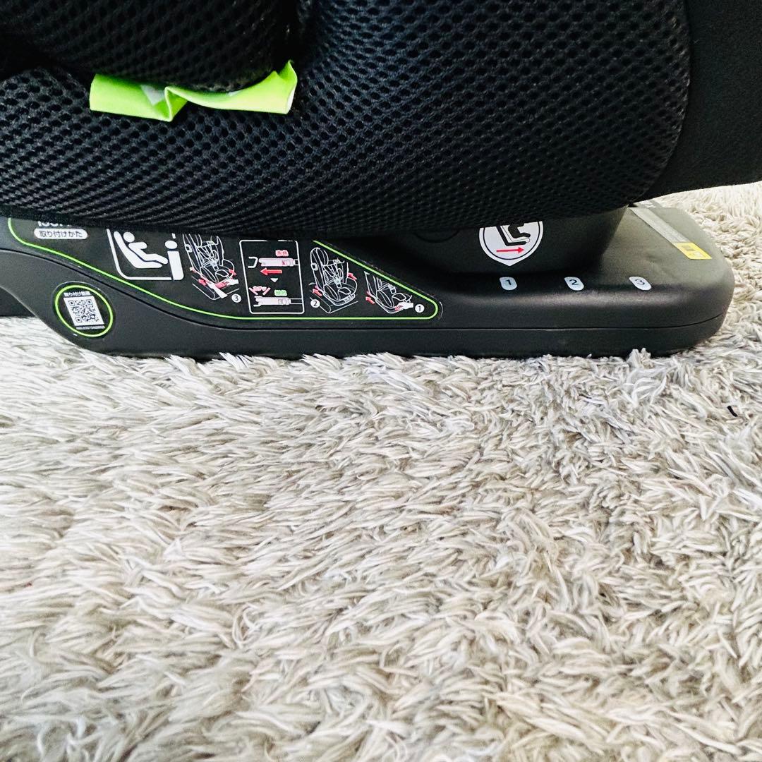 美品 アップリカ フォームフィットISOFIX 360°セーフティー