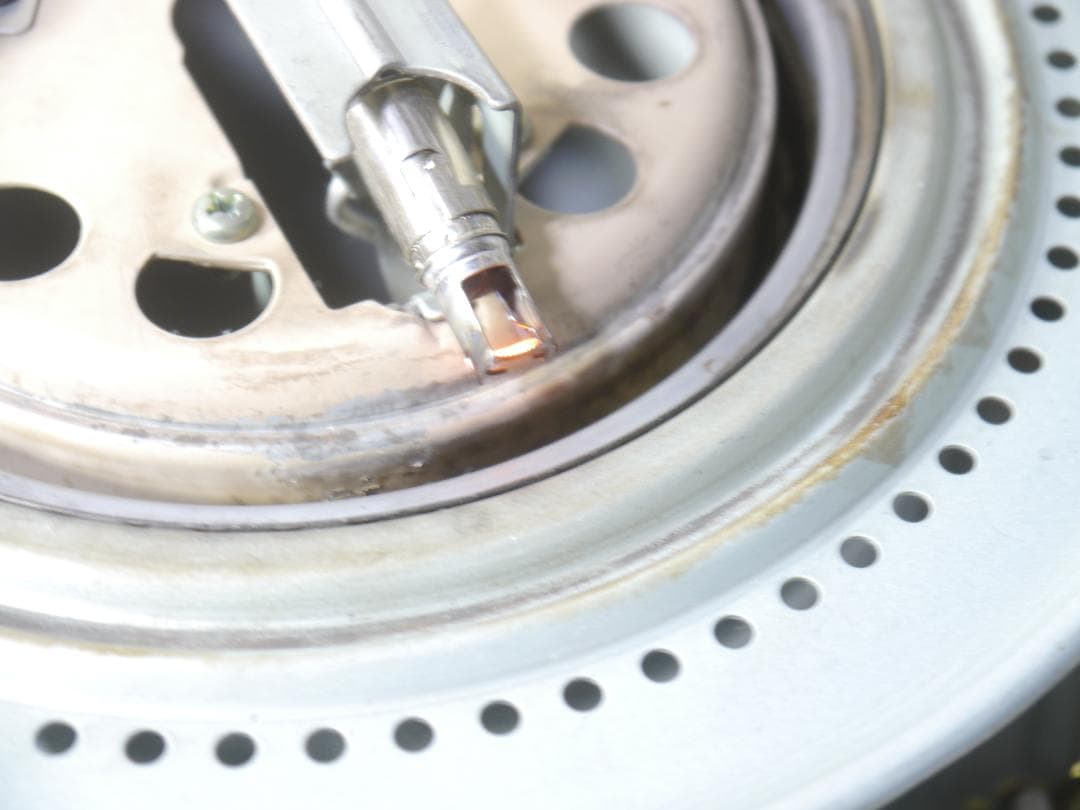 送料無料◆2013年◆動作品◆コロナ/CORONA 石油ストーブ 木造17畳