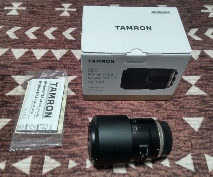 【11月22日以降発送】 タムロン 90mm マクロレンズ　キャノンEF用