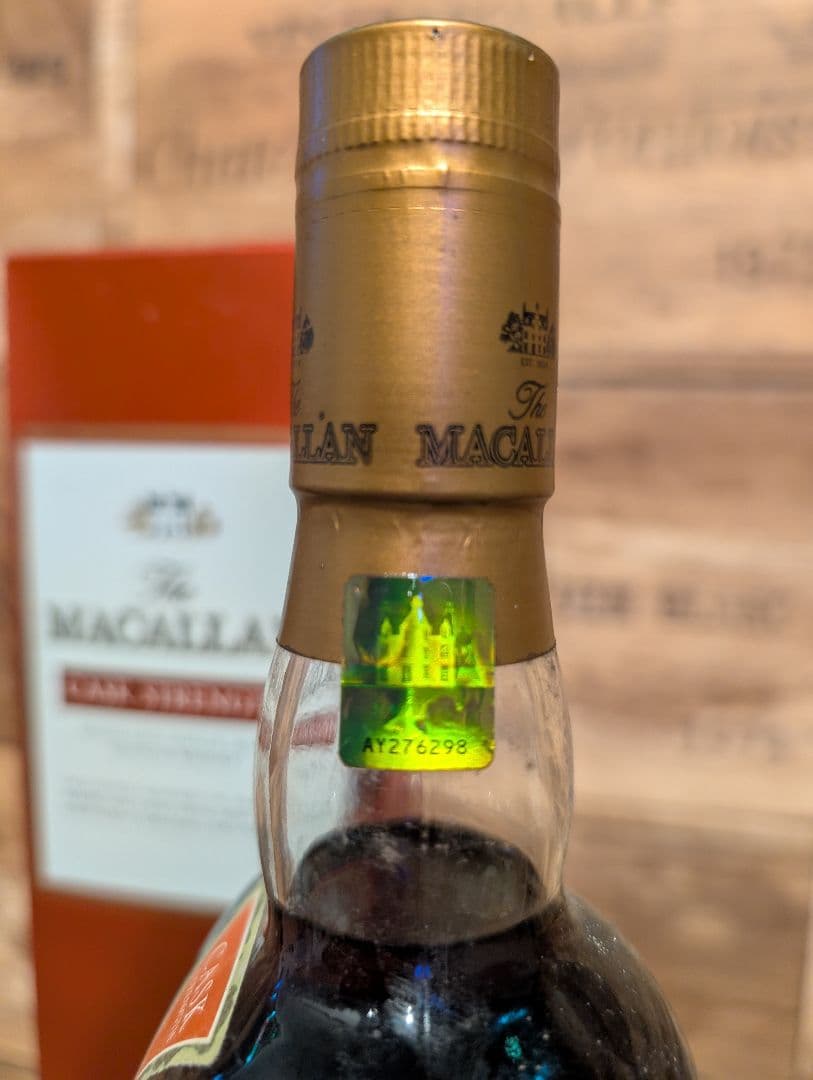 ザ　マッカランThe Macallan Cask Strength 750ml