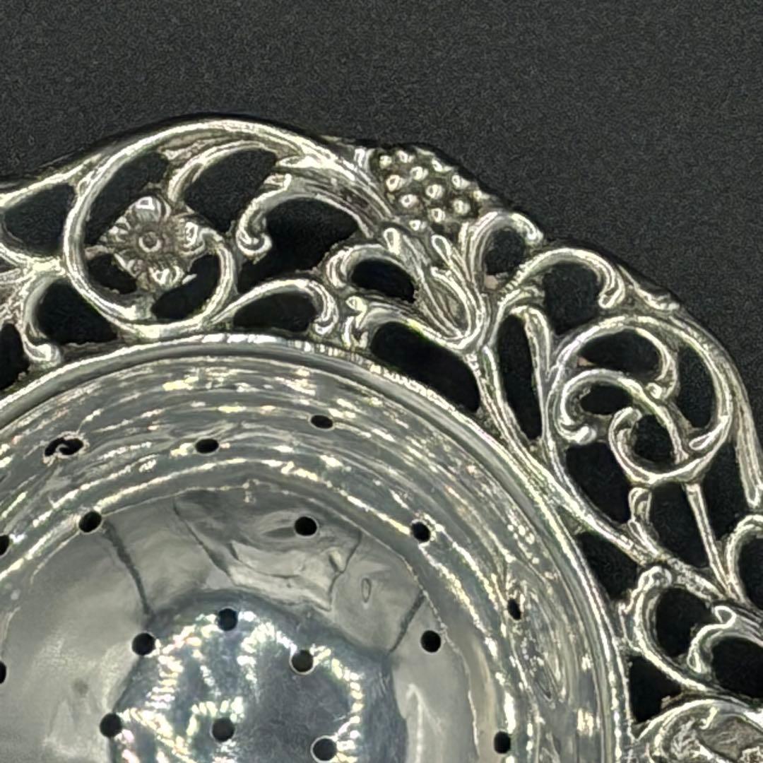 デンマークアンティーク・透かし花柄と風車のティーストレナー・純銀プレート