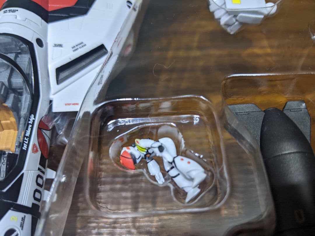 DX超合金 劇場版 VF-1S ストライクバルキリー （一条輝機)メカニックエデ