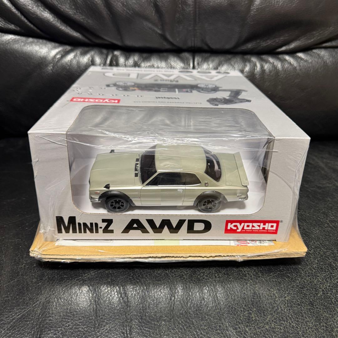 ミニッツAWD 日産 スカイライン 2000GT-R ジャイロおまけ付き