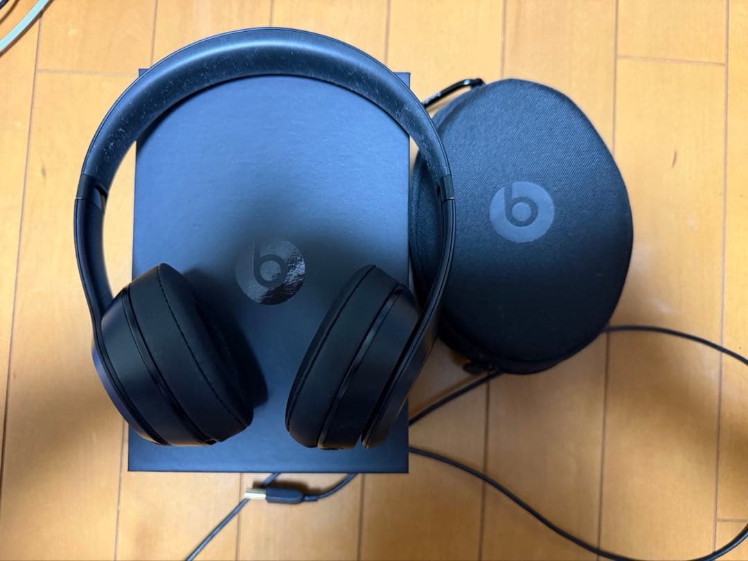 Beats solo3 ワイヤレス ヘッドホン ビーツ イヤホン マッドブラック