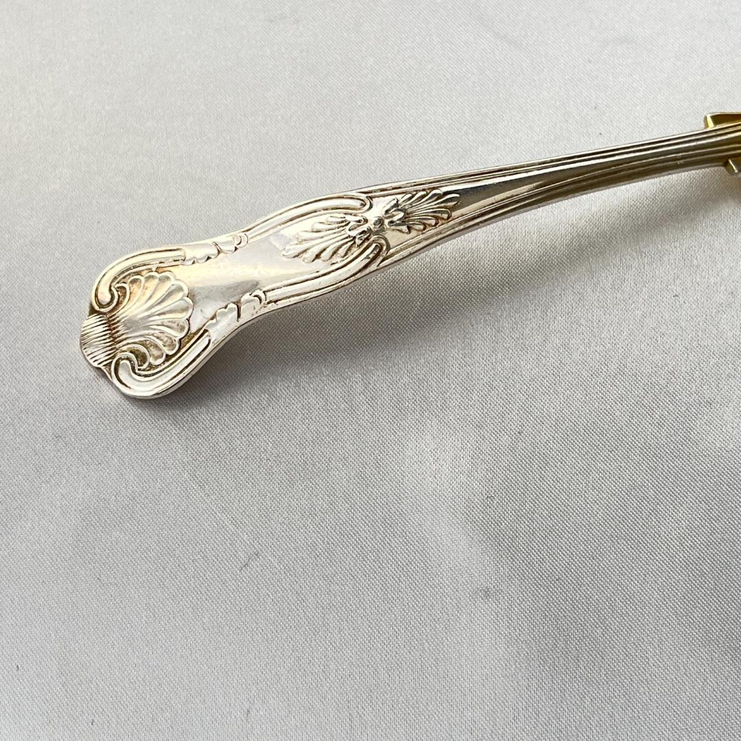 【英国】 キングスパターンのベリースプーン 【シルバープレート】