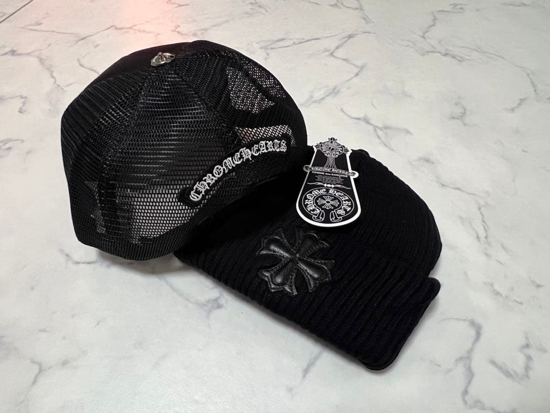 CH Chrome Heartsレザーロゴクロスブラックキャップとニット帽セット