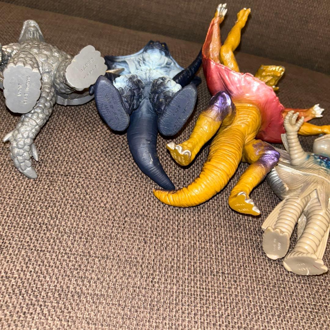 (1022) 当時物 ウルトラマン 怪獣 フィギュア ソフビ まとめ売り