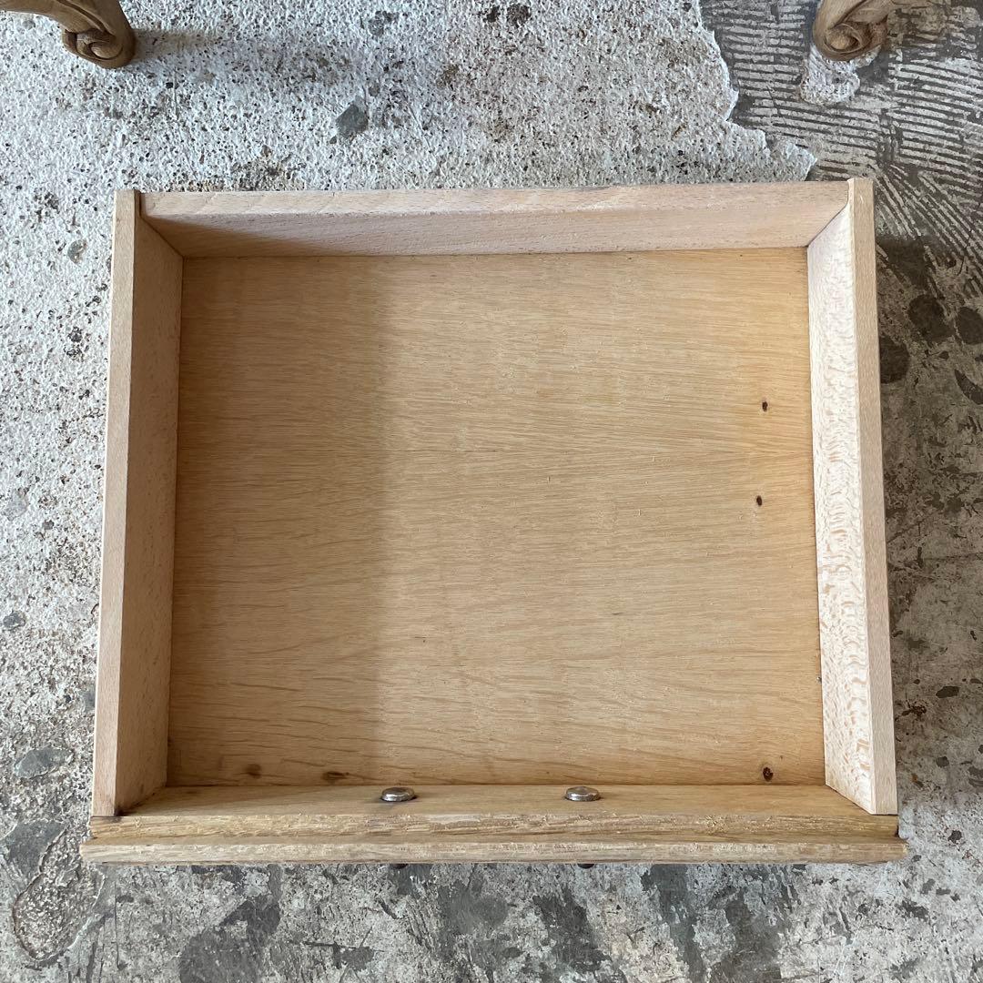 ベッドサイドドロワーキャビネット　ベッドサイドテーブル 剥離