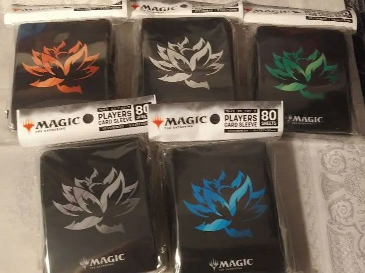 ブラックロータスカードスリーブ 5個セット