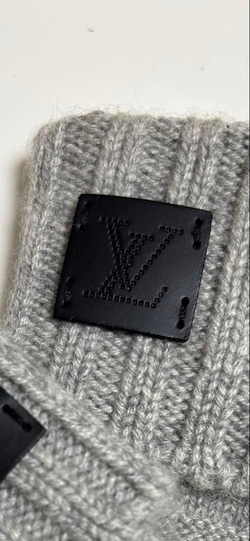 Louis Vuitton グレー手袋 カシミヤ　ロゴ牛革