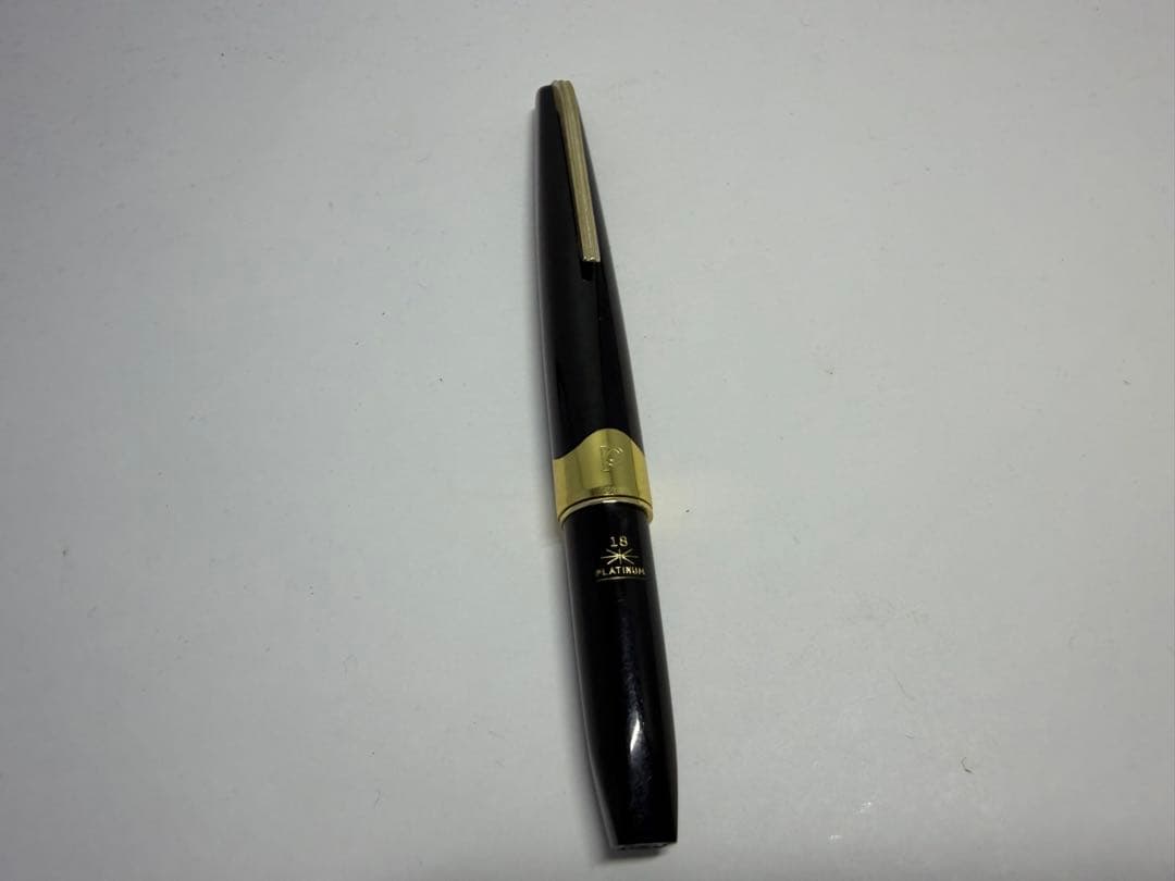 PLATINUM プラチナ 万年筆 18K 中字 ブラック×ゴールド