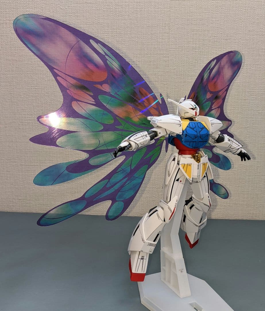 「地球は戦争する所じゃないでしょう！」ガンプラ完成品1/144　HG　∀ガンダム