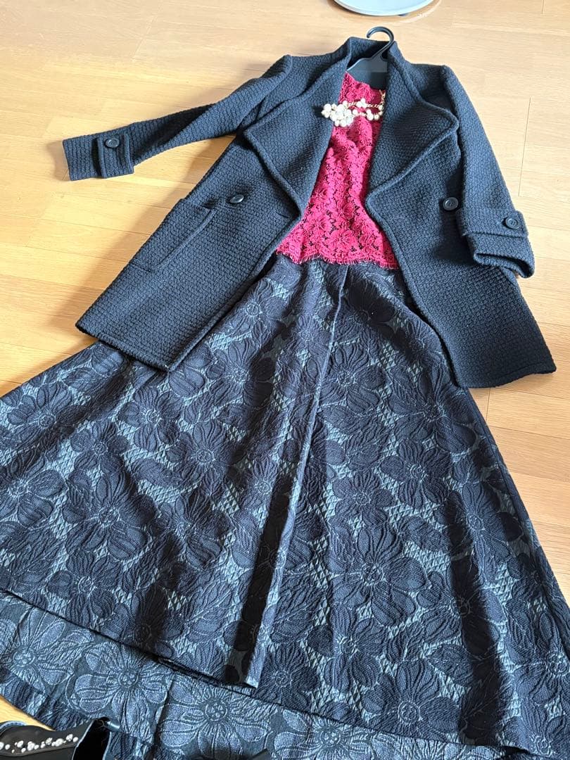 ８万円シルエット綺麗目　グレースコンチネンタル　ツィードハーフコート　ブラック