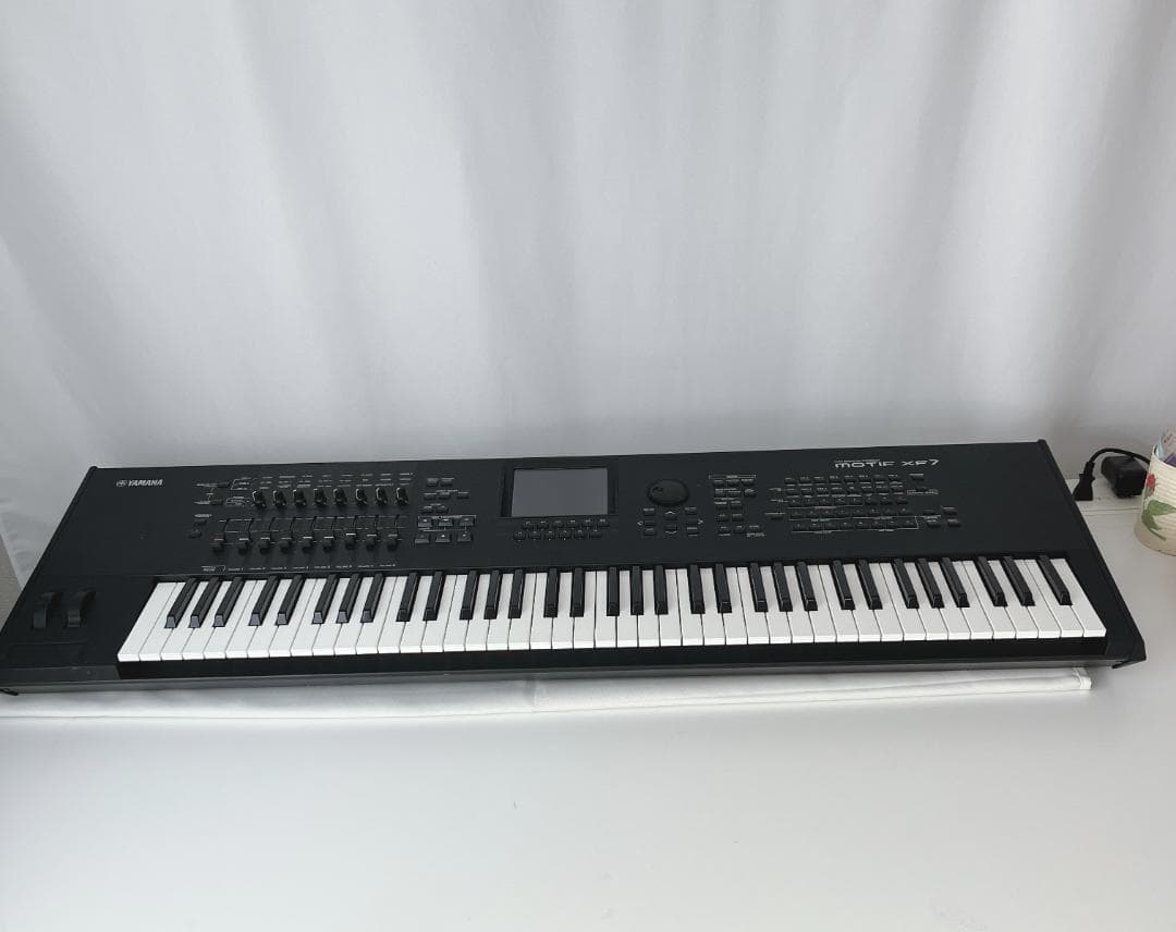 美品☘️　YAMAHA ミュージックシンセサイザー MOTIF XF7 76キー