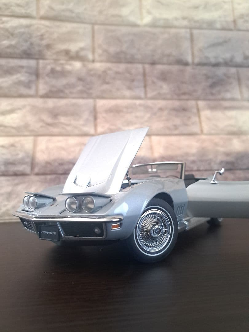 1/18 オートアート シボレーコルベットC3コンバーチブル