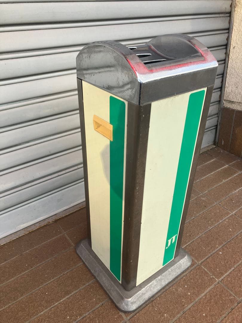 JT製 スタンド型　縦型　灰皿 ホワイト・グリーン