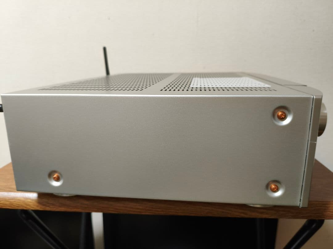 【2021年製】Marantz プリメインアンプ シルバーゴルド PM7000N