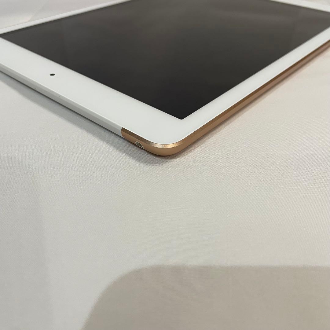 美品‼️ iPad 第6世代 128GB Wi-Fi＋Cellular ゴールド