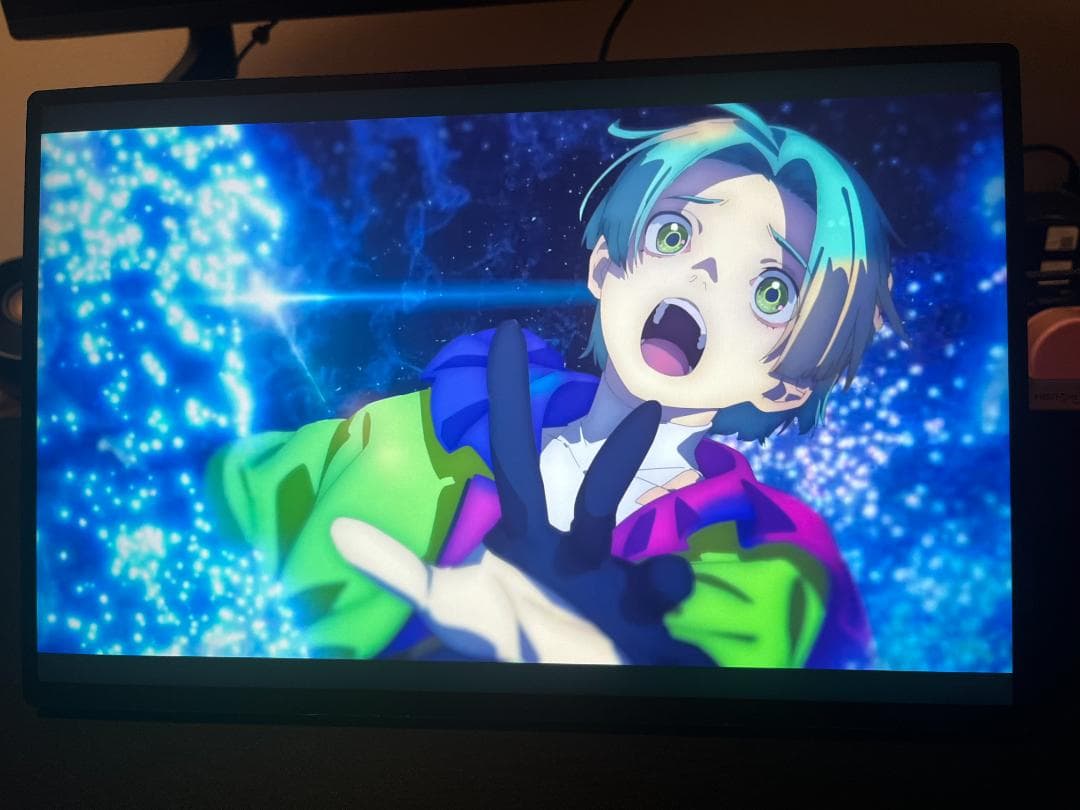 Intehill U16ZA モバイルモニター①