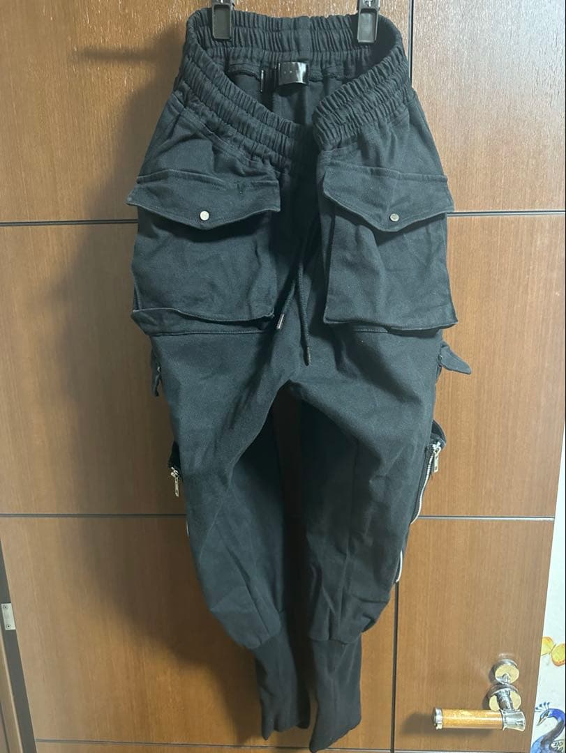 minsobi サルエルパンツ　ブラック　複数ポケットデザイン