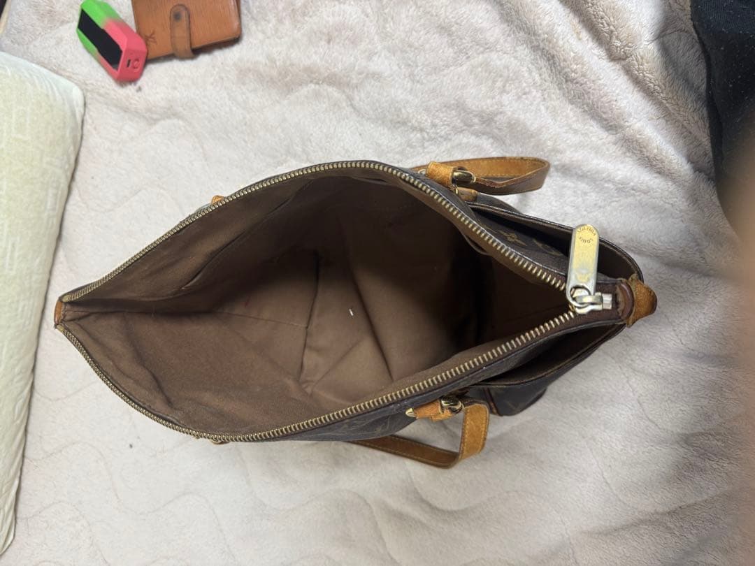 Louis Vuitton モノグラム トートバッグ　トータリー