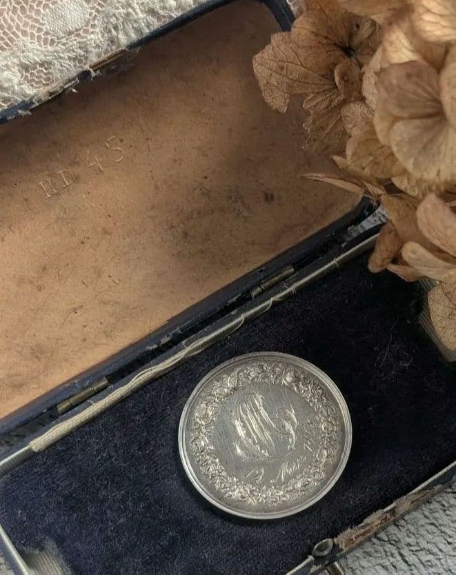 フランス アンティーク シルバー マリッジ 1868年モノグラム文字