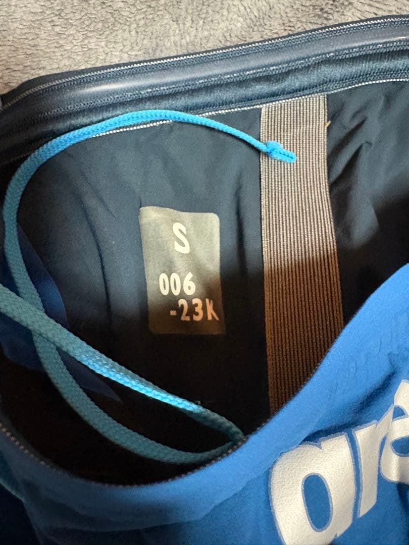 美品‼️arena アクアフォースストーム競泳水着 青/黒